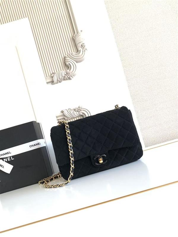 2026131214232206 700